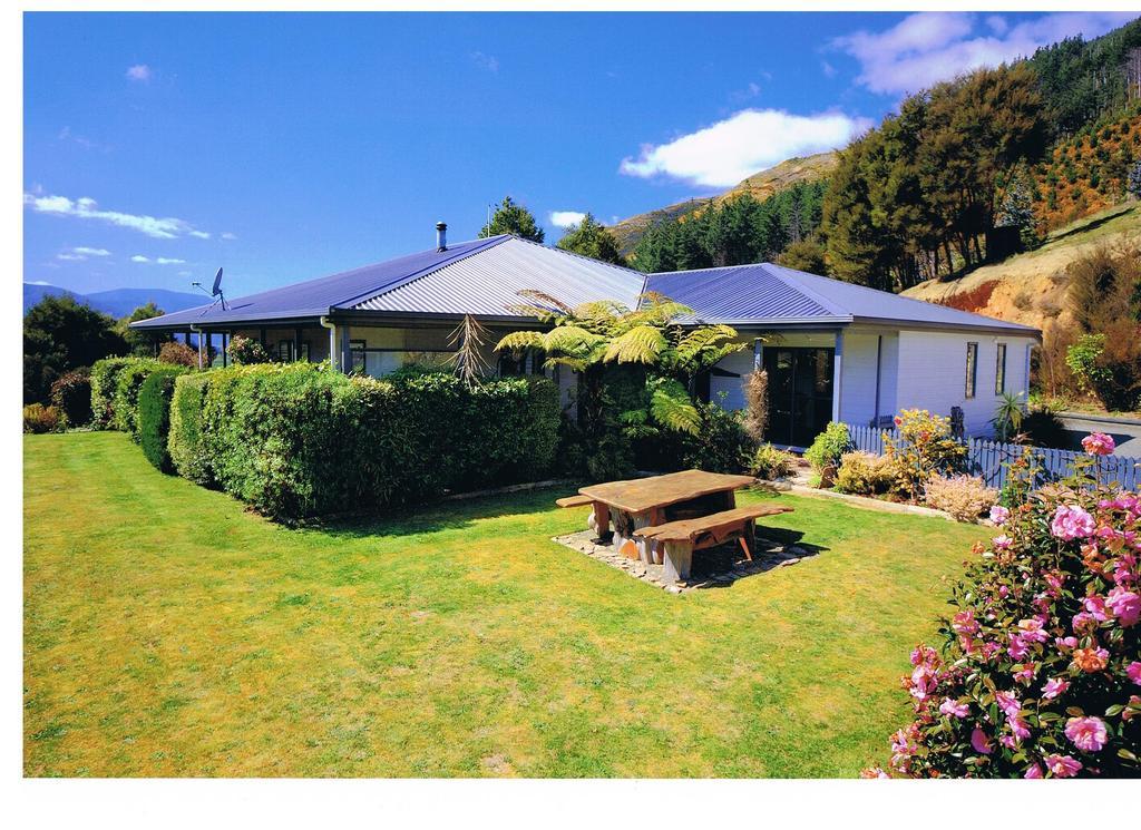 Pelorus Heights Apartment Havelock Exterior photo